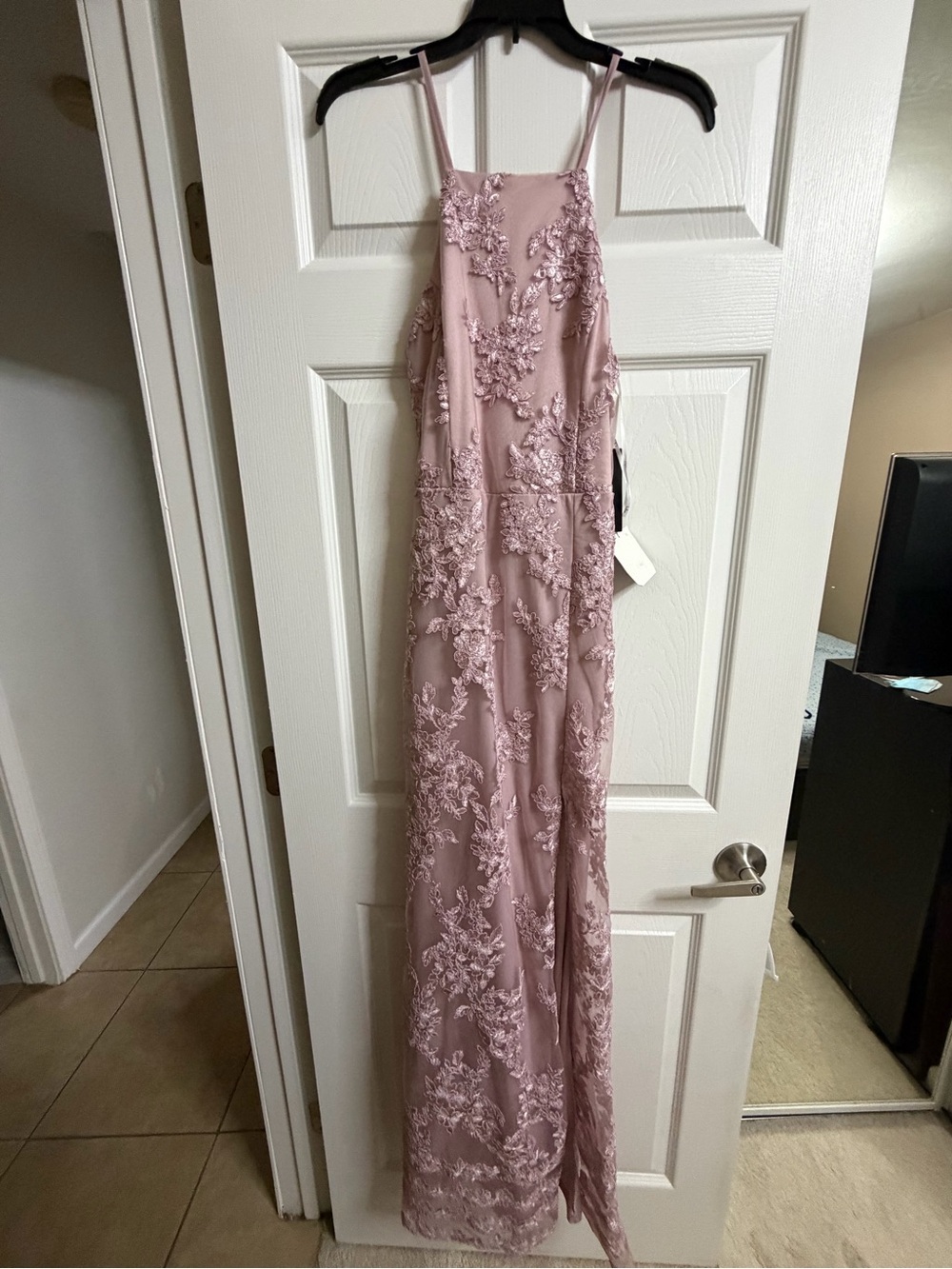 Lulus NWT Elegant Blush Pink Lace Appliqué Evening Dress